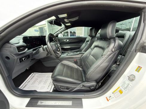 Used 2024 Ford Mustang GT Premium RWD image 18