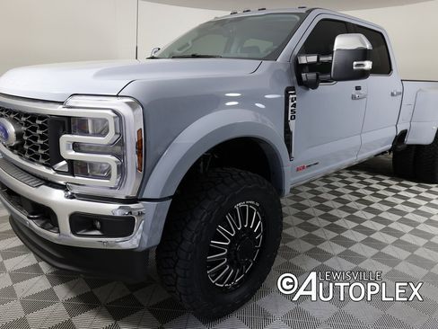 Used 2025 Ford F450 Lariat w/ Lariat Ultimate Package image 11