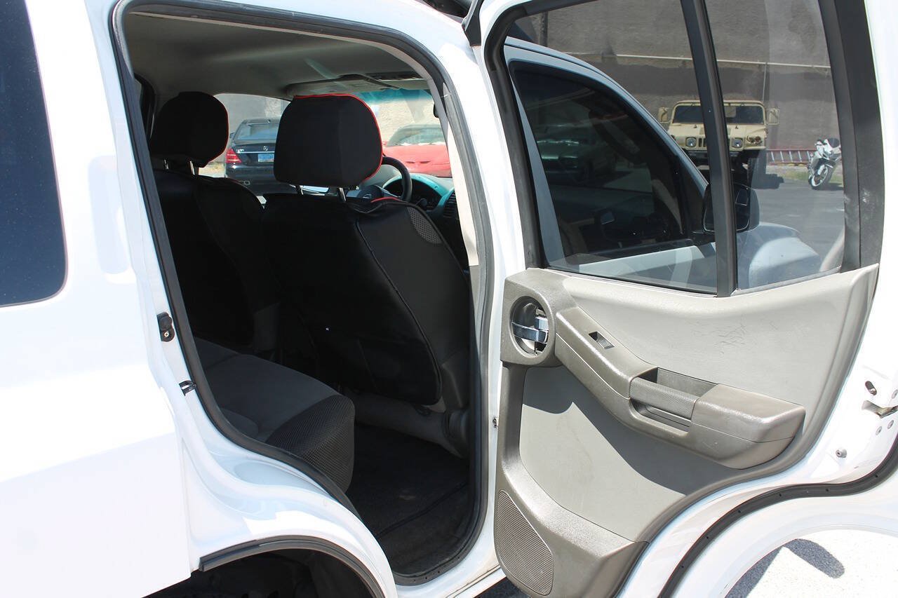 Used 2006 Nissan Xterra S AWD/4WD image 28