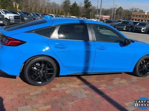 Certified 2025 Honda Civic Sport image 3