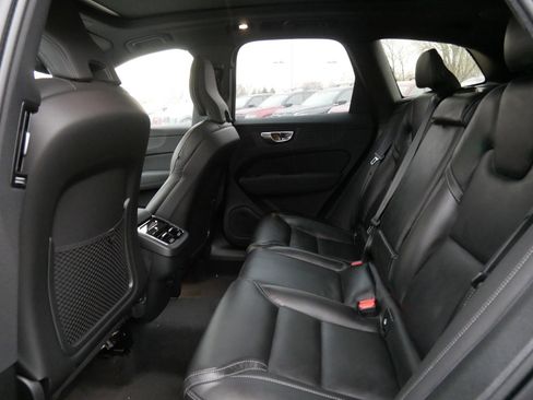 New 2026 Volvo XC60 B5 Ultra w/ Climate Package AWD/4WD image 6