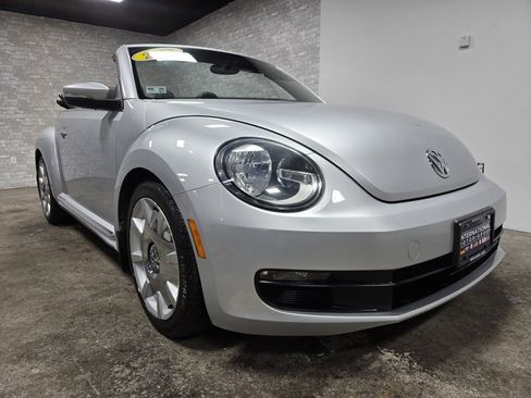 Used 2013 Volkswagen Beetle 2.5 image 8