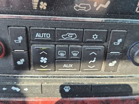Used 2007 Cadillac Escalade AWD image 8
