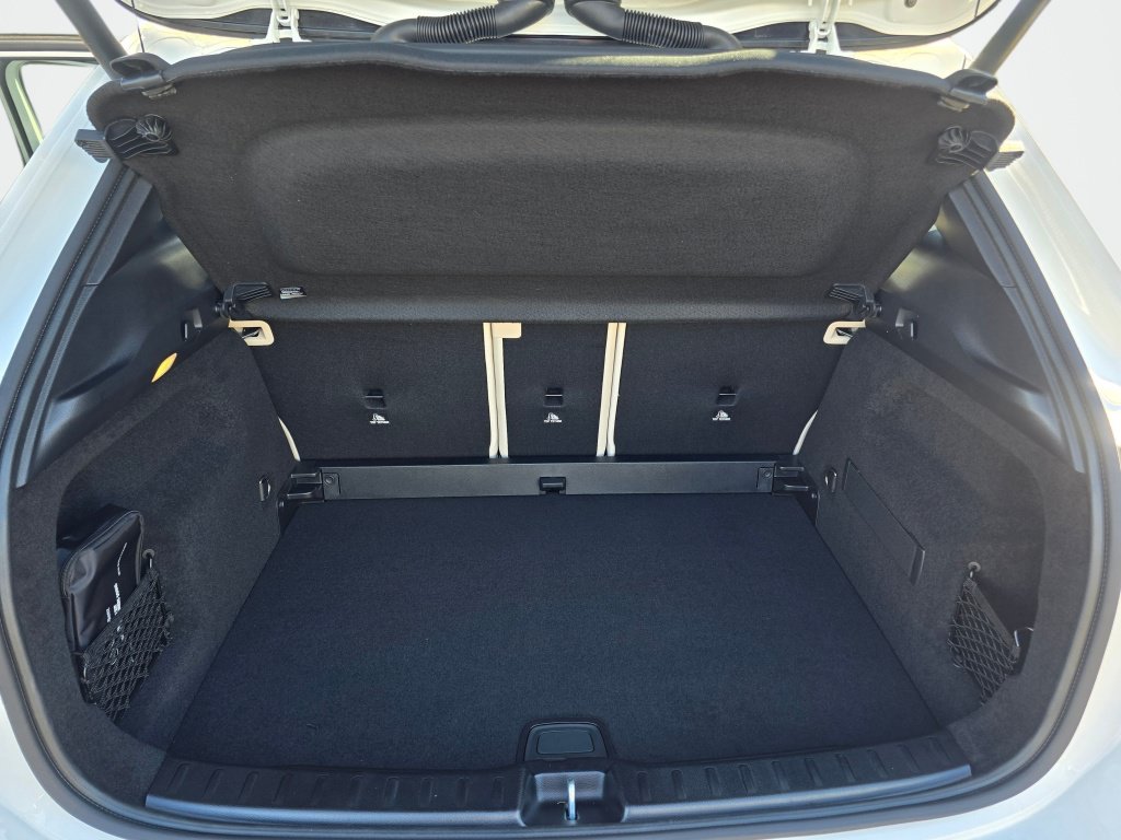 New 2026 Mercedes-Benz GLA 250 4MATIC image 11