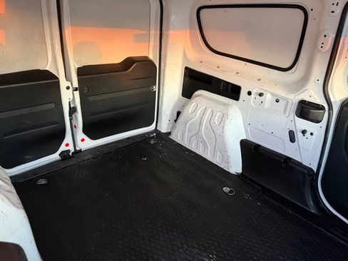 Used 2017 RAM ProMaster City Tradesman w/ Rear Back-up Camera Group image 11