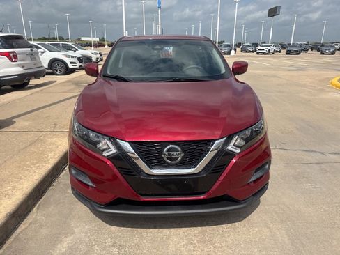 Used 2021 Nissan Rogue Sport S FWD image 11