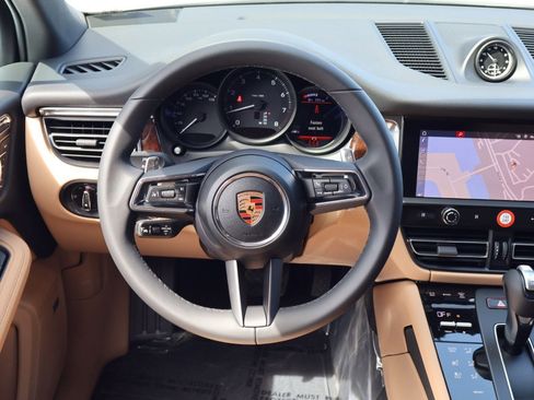 New 2026 Porsche Macan AWD/4WD image 15