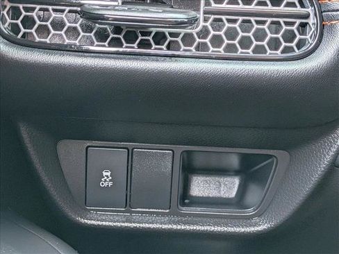 Used 2026 Honda HR-V Sport image 16