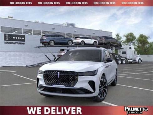 New 2026 Lincoln Nautilus Reserve image 2