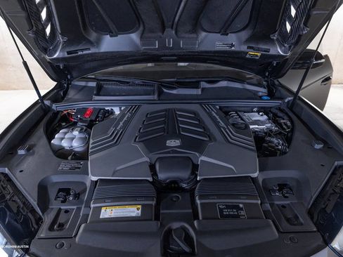 Used 2024 Lamborghini Urus S AWD/4WD image 4