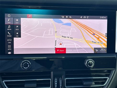 Used 2022 Porsche Macan image 29