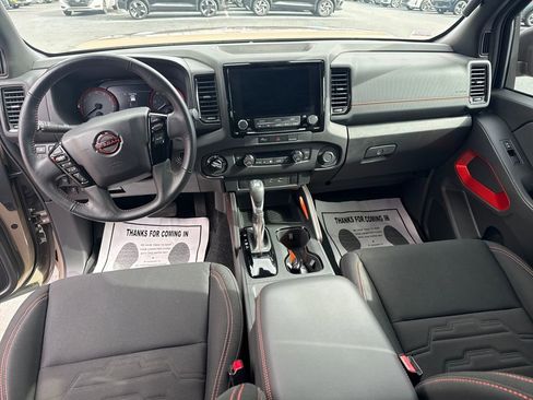 Used 2024 Nissan Frontier PRO-4X w/ Off-Road Protection Package image 11