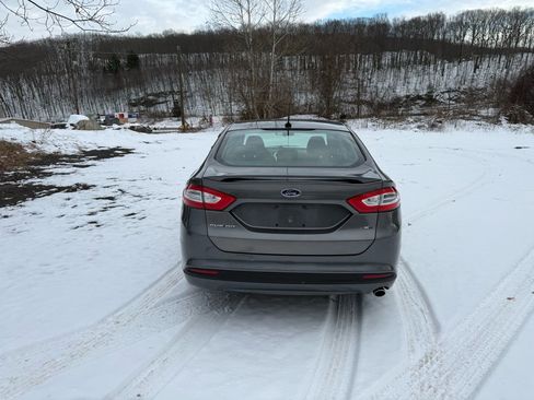 Used 2013 Ford Fusion SE image 6