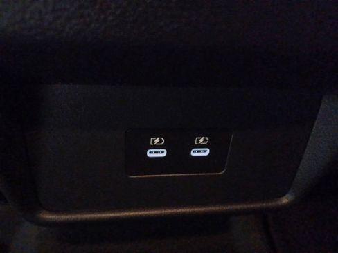 Used 2024 Nissan Rogue SV FWD image 13