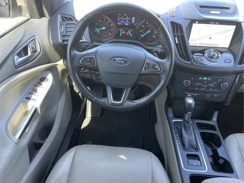 Used 2017 Ford Escape Titanium AWD/4WD image 19