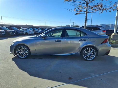 Used 2016 Lexus IS 200t image 20