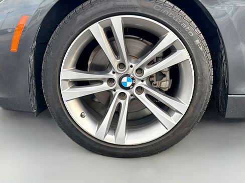 Used 2017 BMW 330i Sedan RWD image 40
