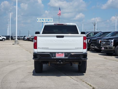 Used 2024 Chevrolet Silverado 2500 Custom w/ Custom Value Package AWD/4WD image 6