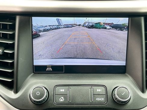 Used 2023 GMC Acadia AT4 w/ Preferred Package AWD/4WD image 14