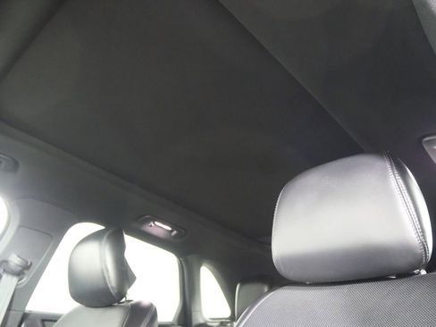 Used 2018 Lincoln MKC Reserve w/ Lincoln MKC Climate Package image 12