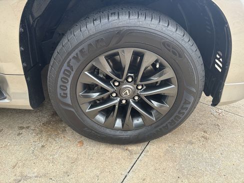 Certified 2023 Lexus GX 460 Premium image 13