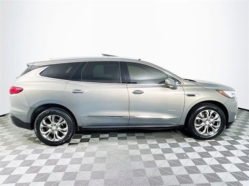 Used 2018 Buick Enclave Avenir w/ Avenir Technology Package image 9