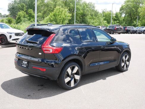 Used 2023 Volvo XC40 Recharge Ultimate w/ Protection Package Premier AWD/4WD image 7