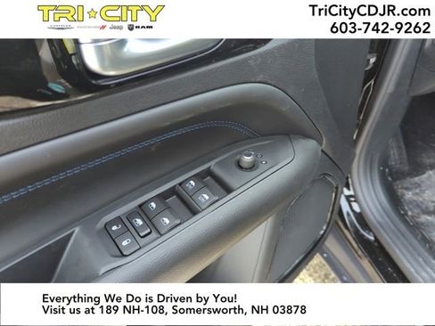 New 2026 Jeep Compass Latitude image 11