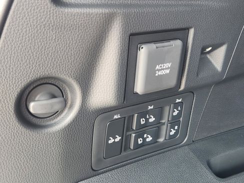 New 2026 Lexus LX 700h Luxury image 25