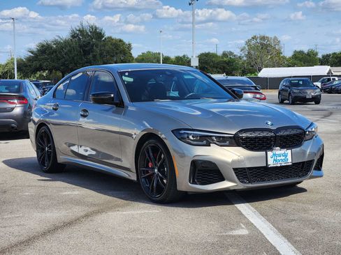 Used 2022 BMW M340i w/ Premium Package RWD image 3