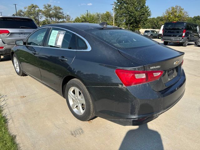 Used 2020 Chevrolet Malibu LS FWD image 2