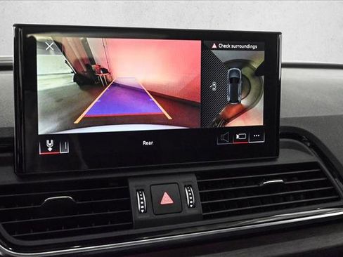 Used 2025 Audi Q5 e Premium Plus image 14