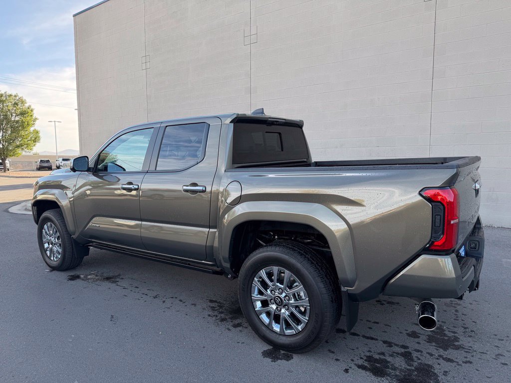 Used 2025 Toyota Tacoma Limited AWD/4WD image 3
