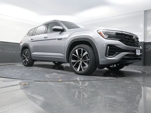 New 2026 Volkswagen Atlas SEL Premium R-Line AWD/4WD image 21