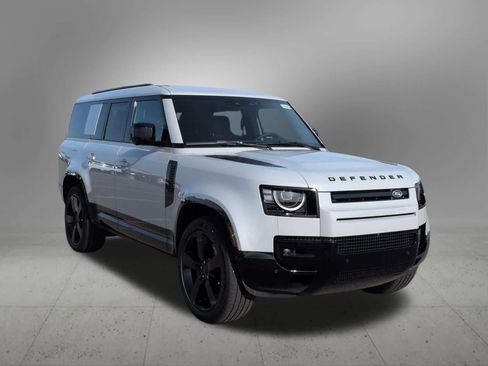 New 2026 Land Rover Defender 130 X-Dynamic SE AWD/4WD image 8