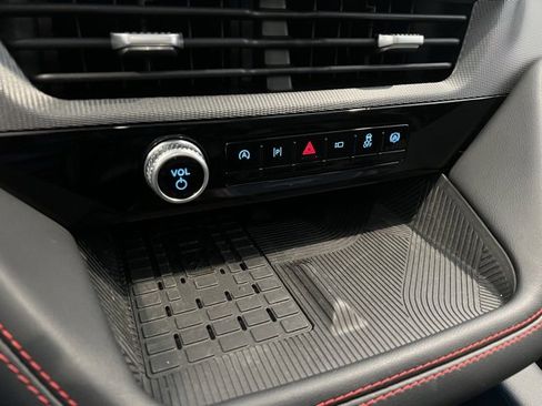 Used 2025 Ford Explorer ST w/ Sun And Sound Package image 19