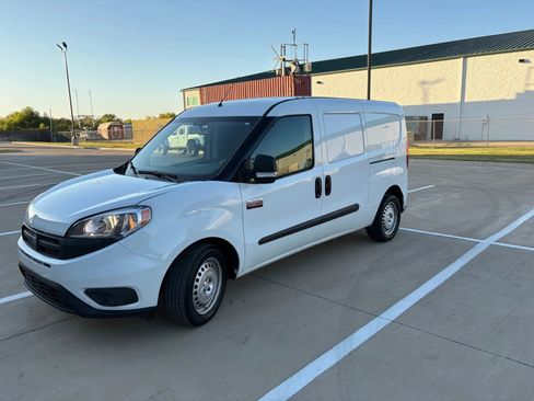 Used 2022 RAM ProMaster City Tradesman image 4