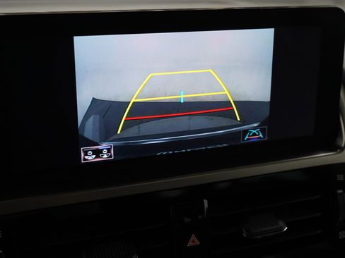 Used 2023 Lexus GX 460 Premium w/ Premium Package image 23