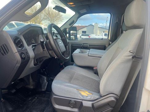Used 2015 Ford F250 XL w/ Power Equipment Group image 7