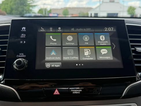 Used 2021 Honda Pilot EX image 18