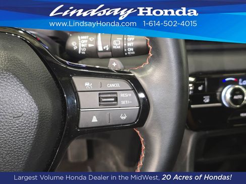 Used 2025 Honda Pilot Sport image 15