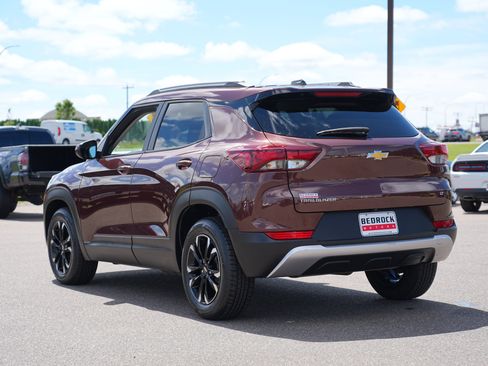 Used 2022 Chevrolet TrailBlazer LT FWD image 5