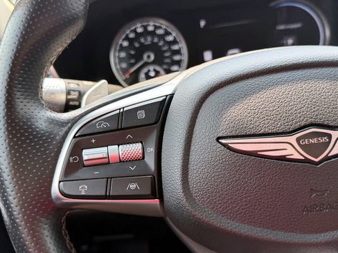 Certified 2025 Genesis G70 2.5T AWD/4WD image 22