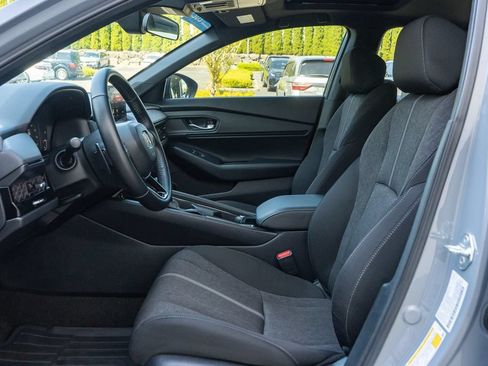 Certified 2025 Honda Accord Sport image 25