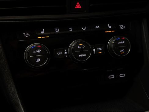 Used 2024 Volkswagen Jetta SE image 20