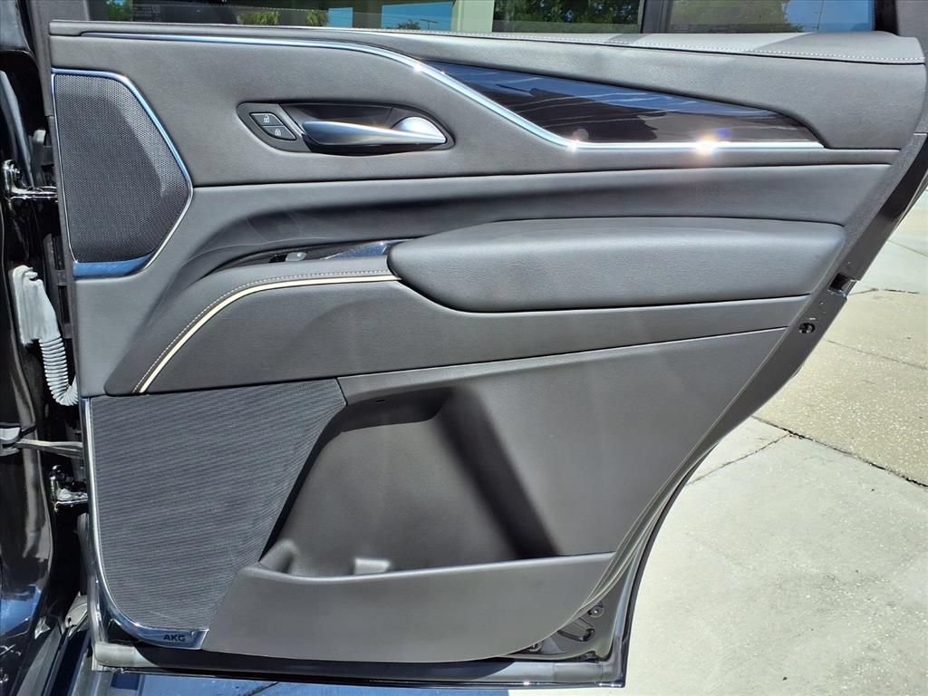 Certified 2024 Cadillac Escalade Sport AWD/4WD image 11