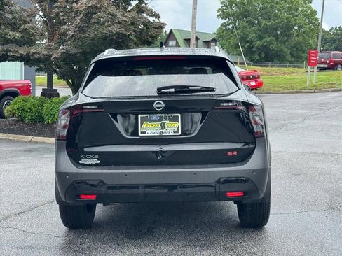 Certified 2025 Nissan Kicks SR FWD image 4