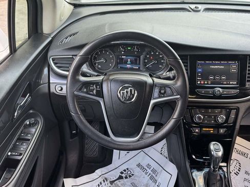 Used 2022 Buick Encore Preferred w/ Safety Package image 15