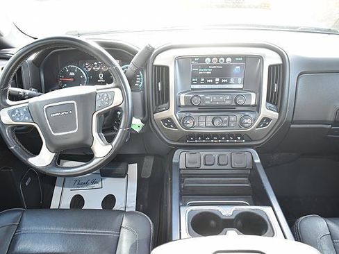 Used 2017 GMC Sierra 2500 Denali w/ Duramax Plus Package image 21