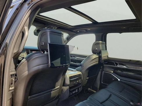 Used 2022 Jeep Wagoneer Series II w/ Convenience Group I RWD image 14